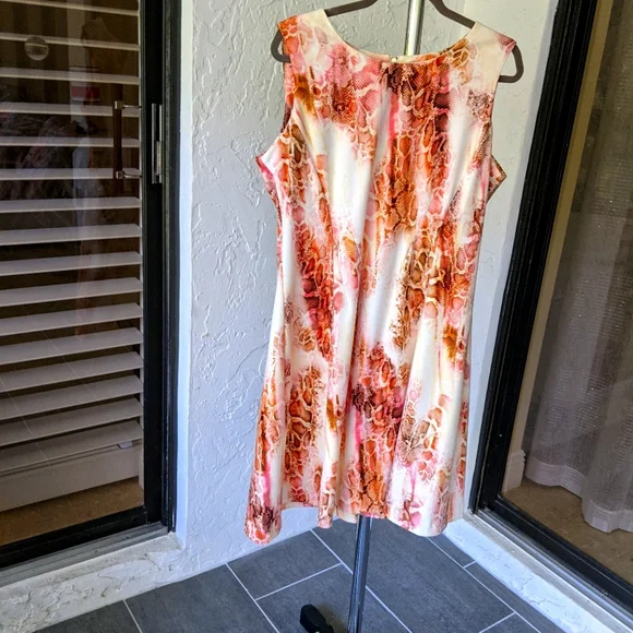 NWOT CALVIN KLEIN ANIMAL PRINT DRESS - Picture 3 of 5